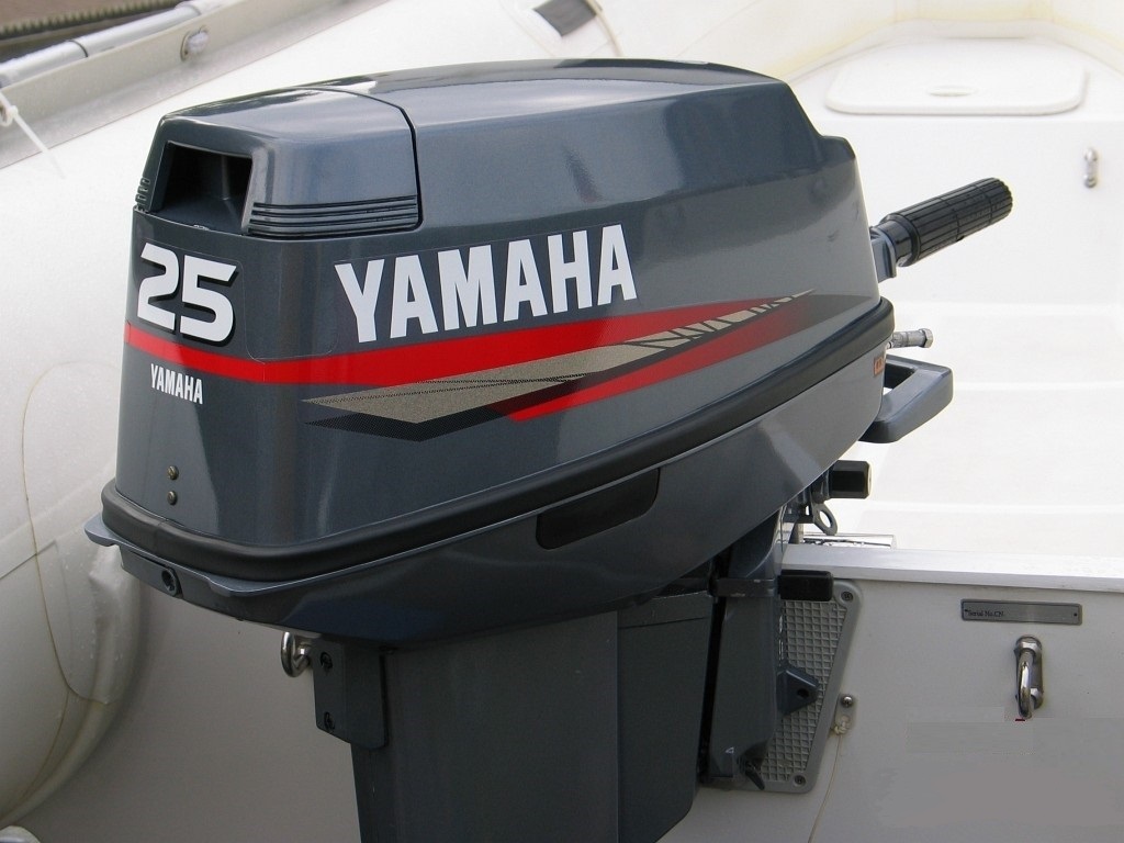Двухтактный лодочный мотор Ямаха 25